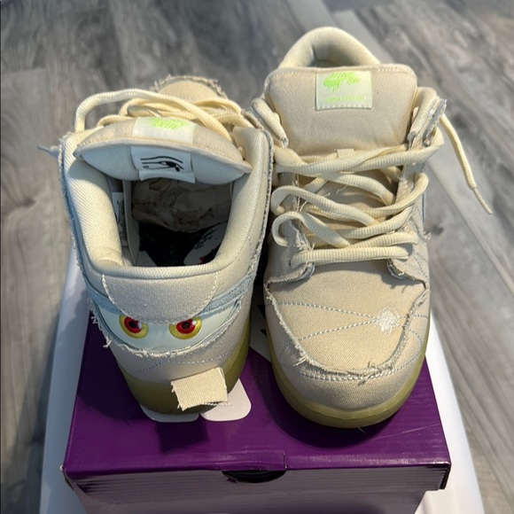 Nike SB Dunk Low Mummy - Picture 1 of 13
